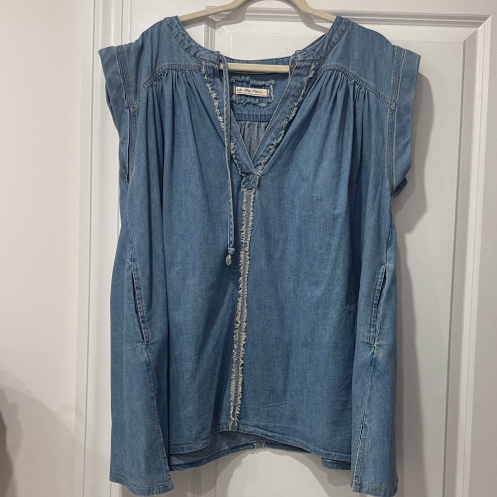 Free People Blue Denim cap Sleeve Tunic - size Small ( oversized)